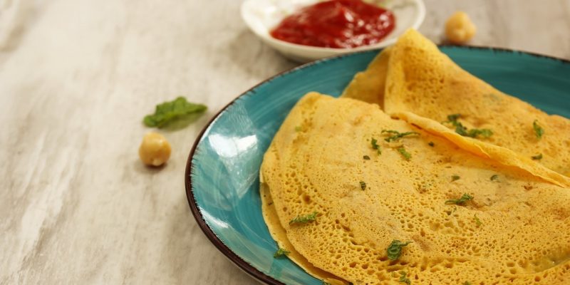 Healthy Oats & Besan Pancake Recipe for a Nutritious Breakfast
