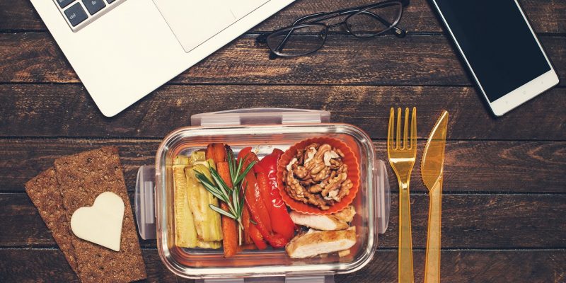 Eat Healthy At Work: Quick & Easy Snacks You Can Eat In The Office