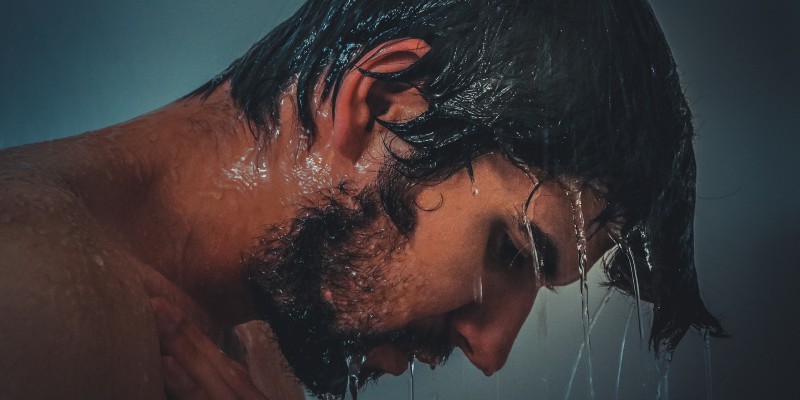 Hot vs. Cold Shower After a Workout: Which is Better?