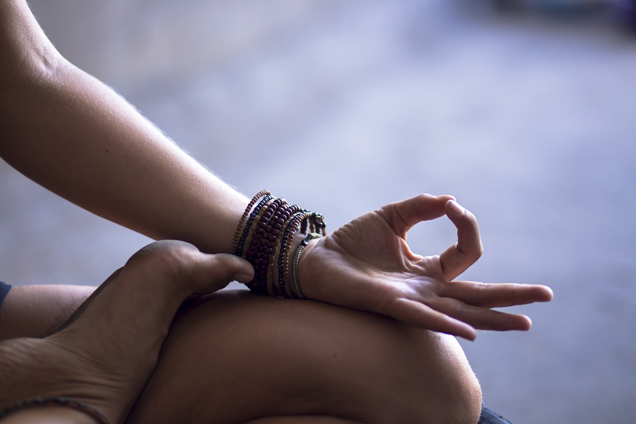 When meditating, many people put their thumb and forefinger together and  hold all their other fingers up. Why? - Quora