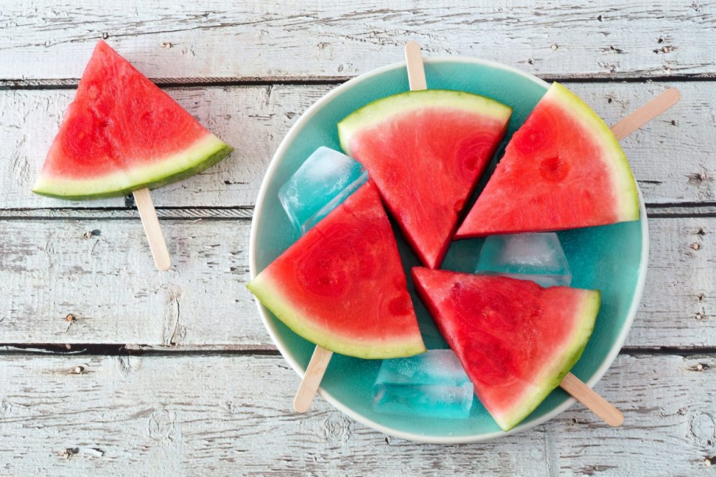 what should you eat and avoid during summers