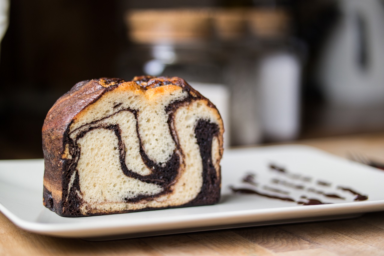 Nutella Banana Marble Cake(with VIDEO) - Playful Cooking