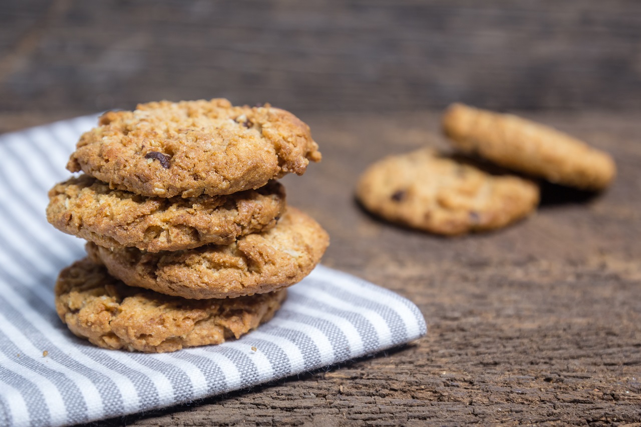 Healthy Eating Oats and Gram Flour Cookies GOQii